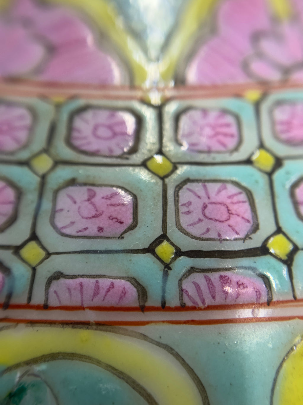 20th-century Hand painted vase