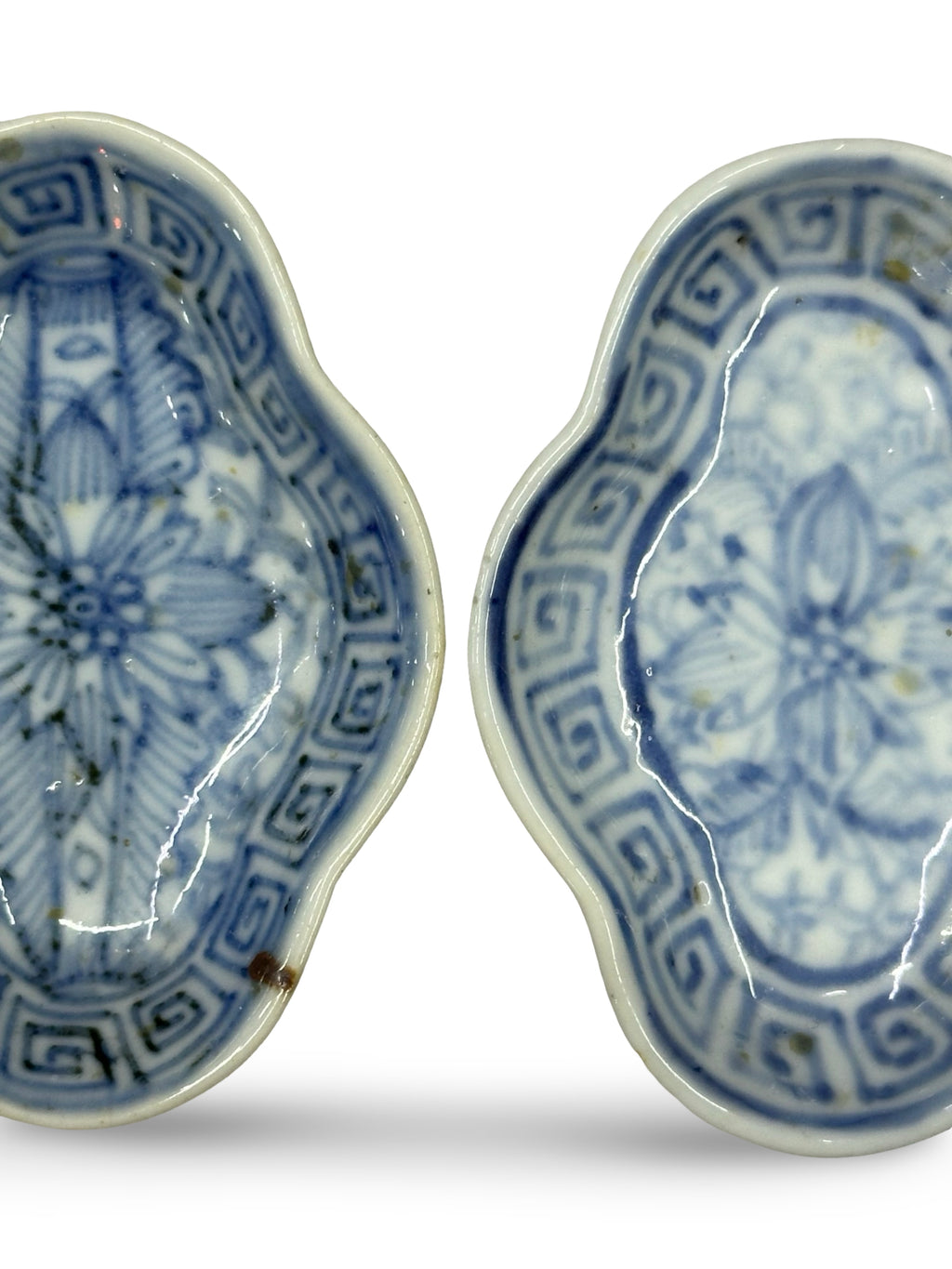 Antique Blue and White Porcelain Soy Sauce Plate - Floral & Geometric Pattern