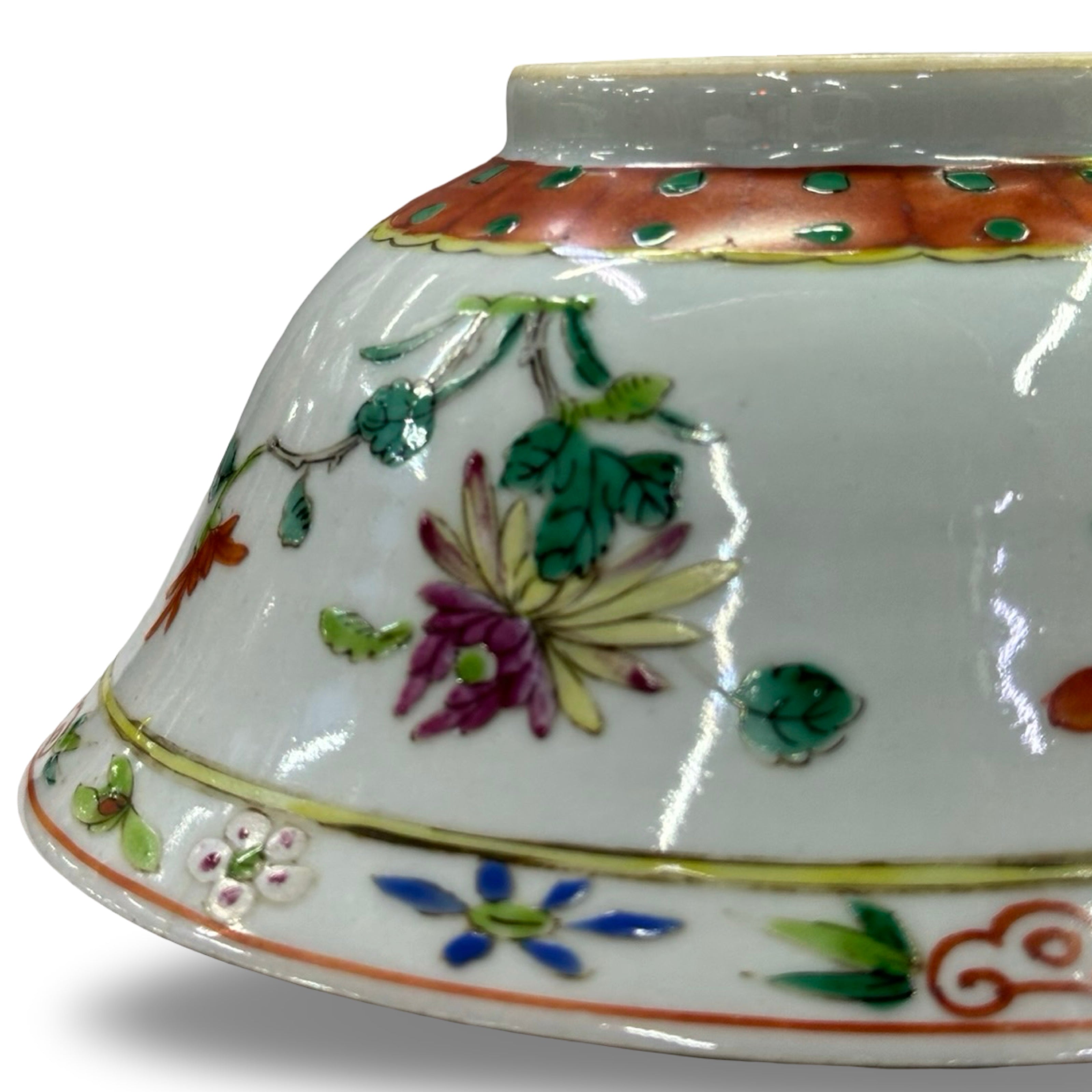 Qing-dynasty Chinese Famille Rose Porcelain Dish - Peaches & Floral Motif